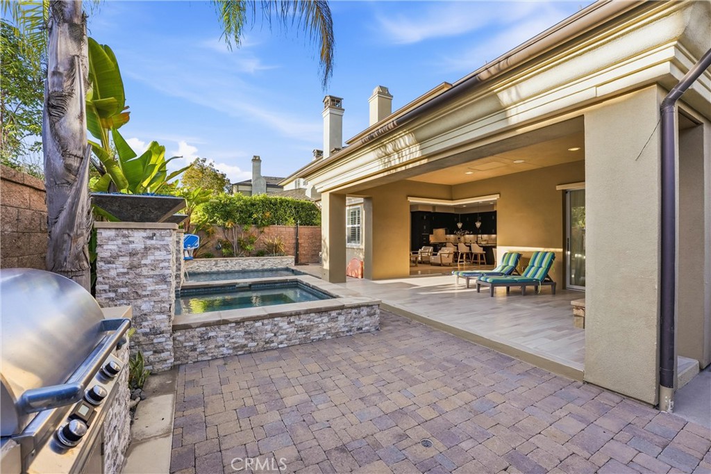 17491 Oakbluffs Lane