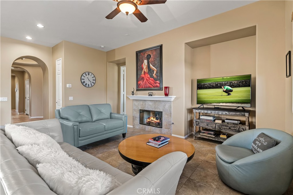 42420 Warner Trail