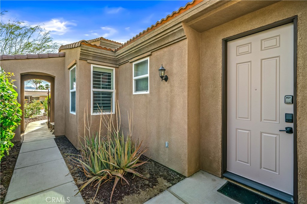 42420 Warner Trail