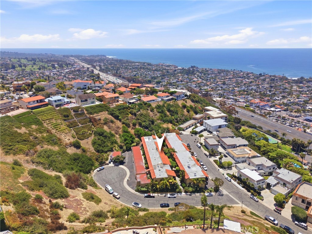 214 Via Robina 4