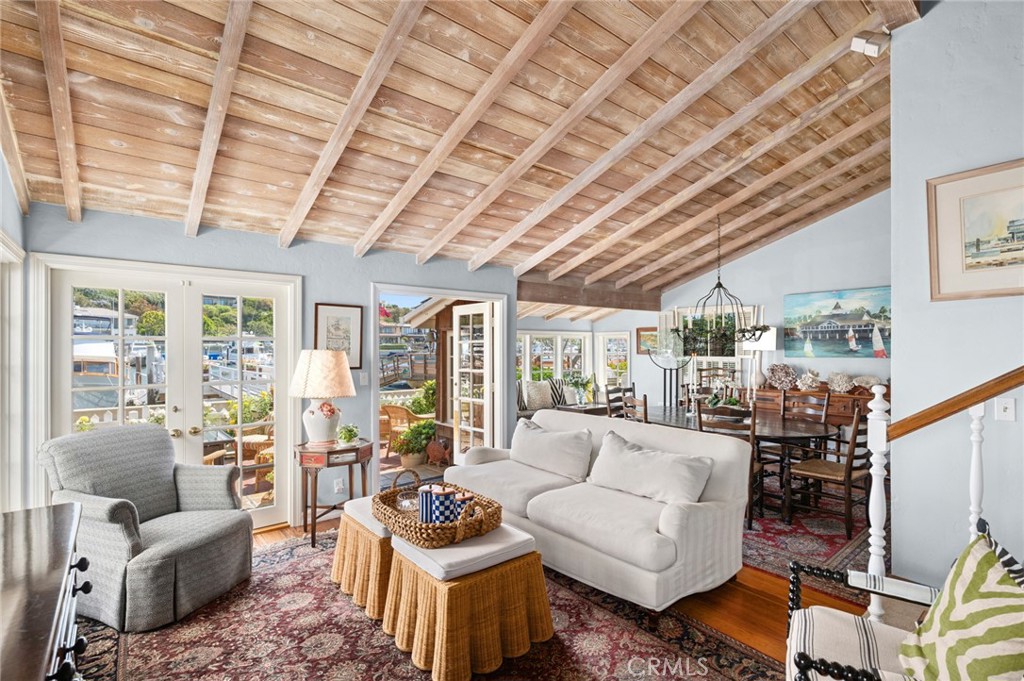 323 E Bay Front