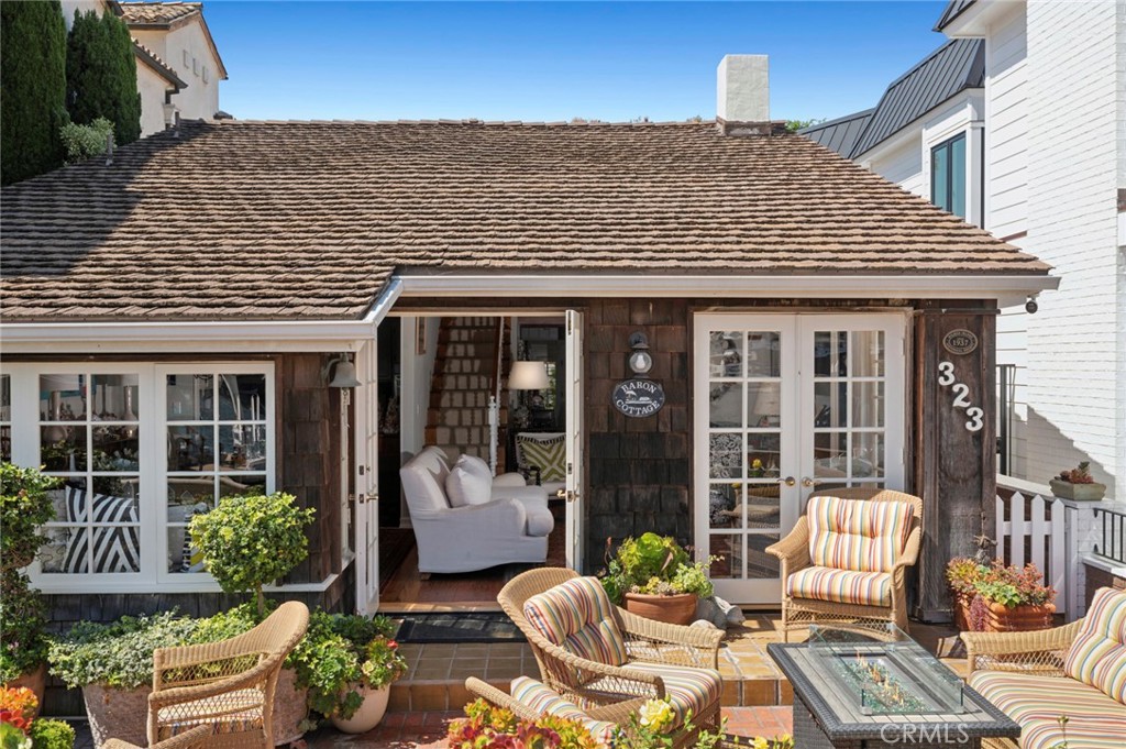 323 E Bay Front