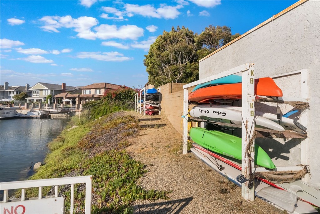 16922 Pacific Coast Hwy 102