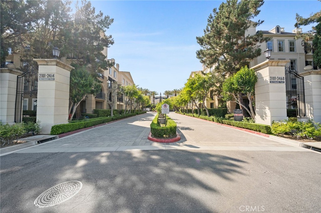 3273 Watermarke Place