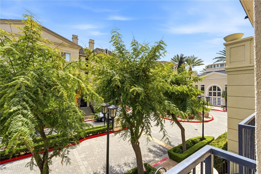 3273 Watermarke Place