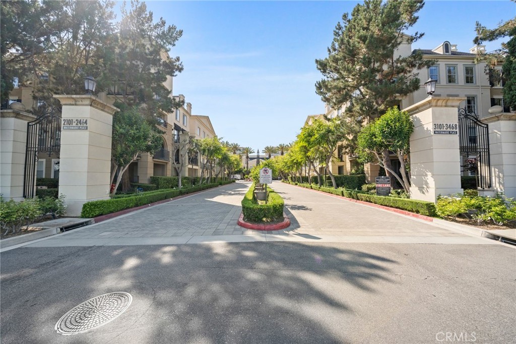 3273 Watermarke Place