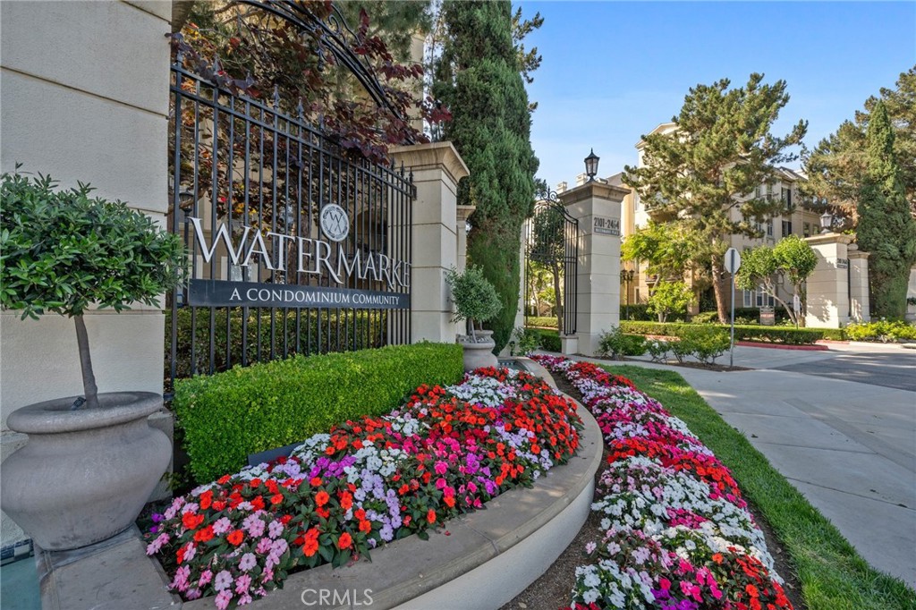 3273 Watermarke Place