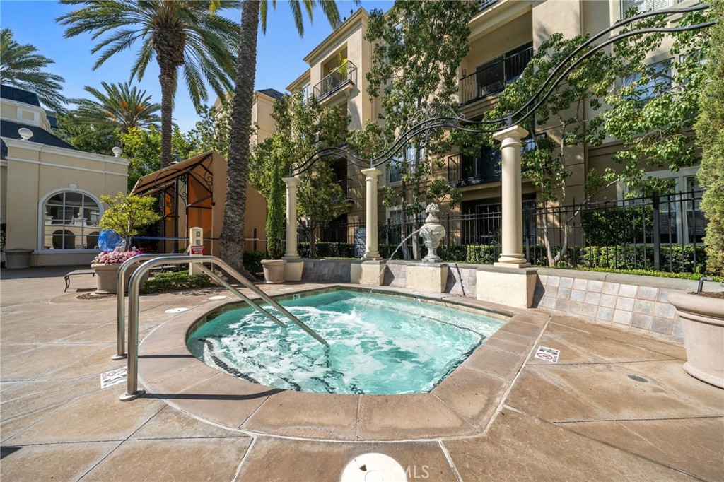 3273 Watermarke Place