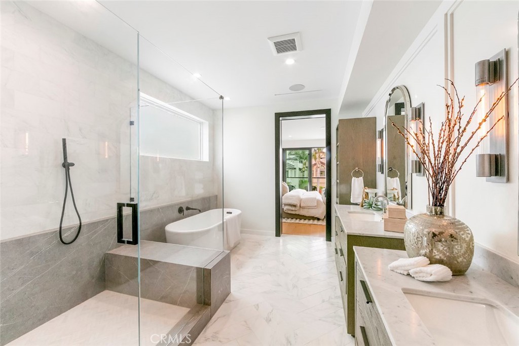 307 14th Street
