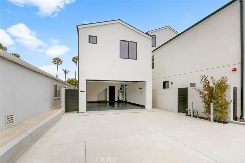 307 14th Street