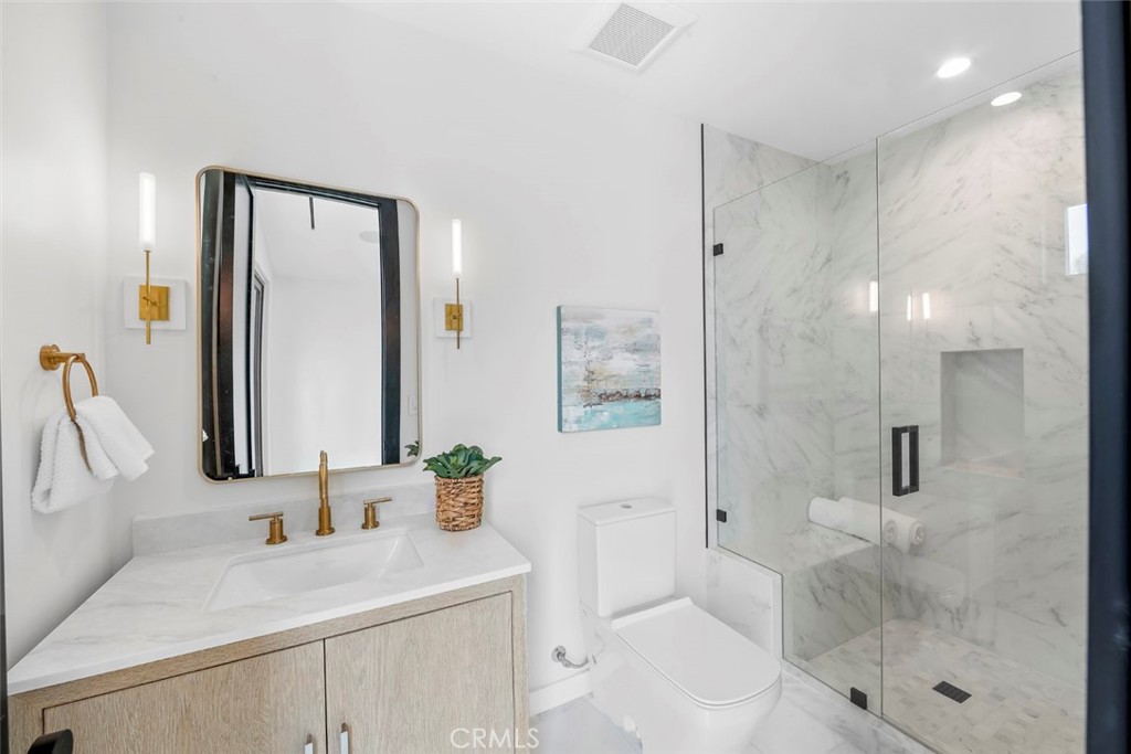307 14th Street