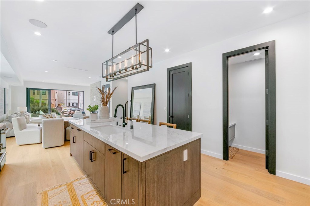 307 14th Street