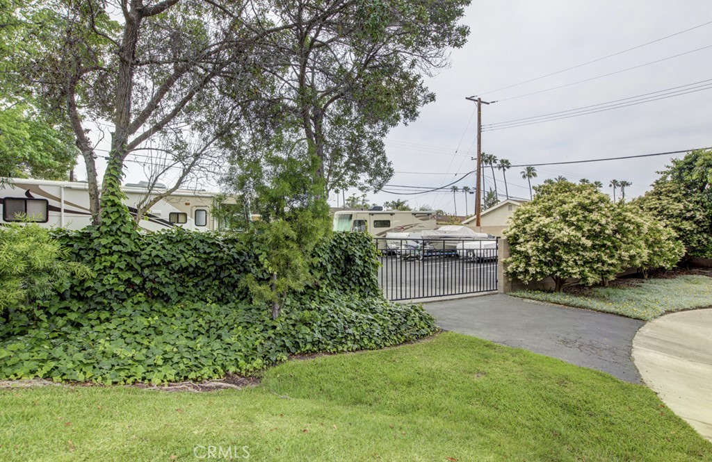 8402 Sunbeam Cir