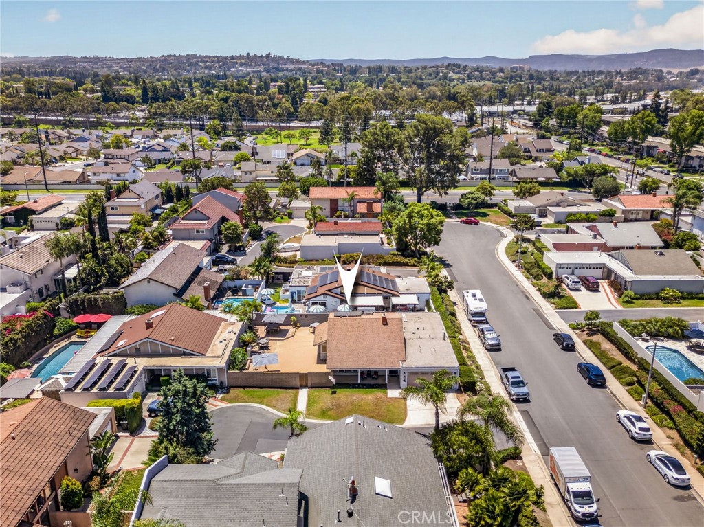 23306 Buckland Lane