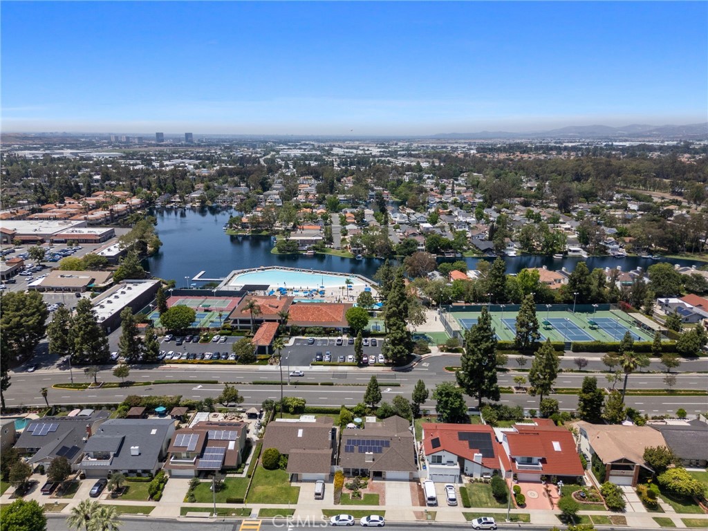 23306 Buckland Lane