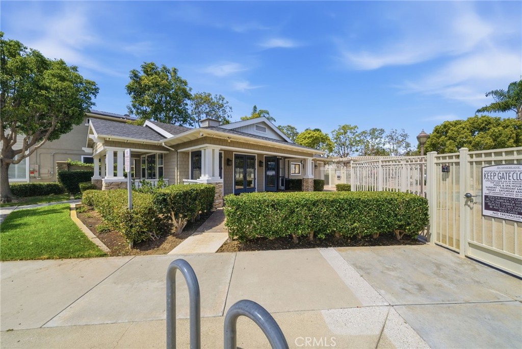 16836 Primrose Lane