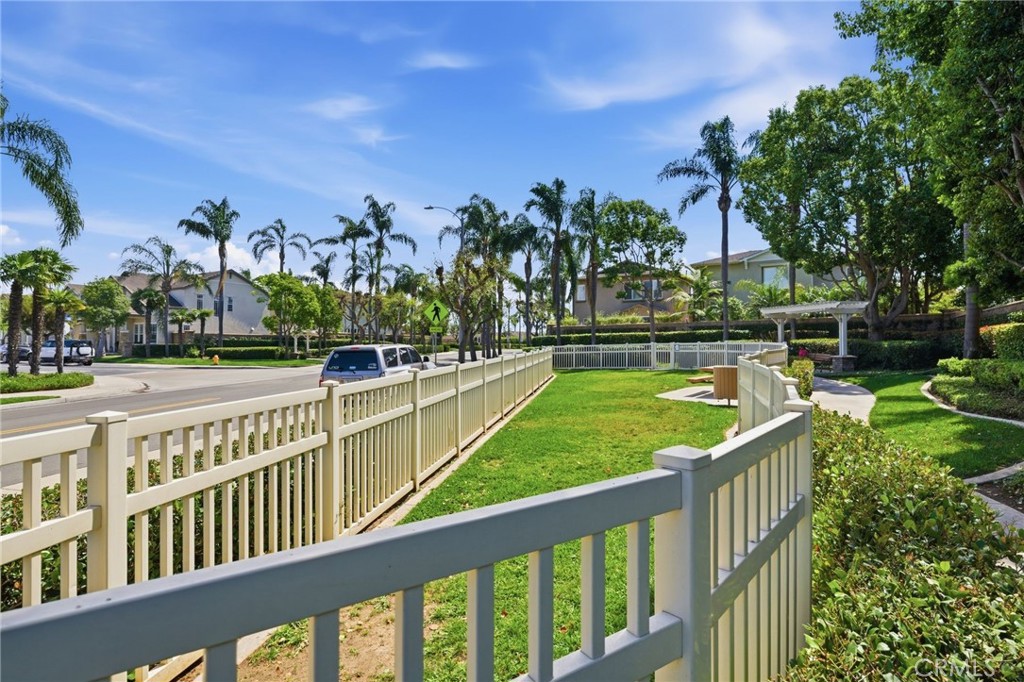 16836 Primrose Lane