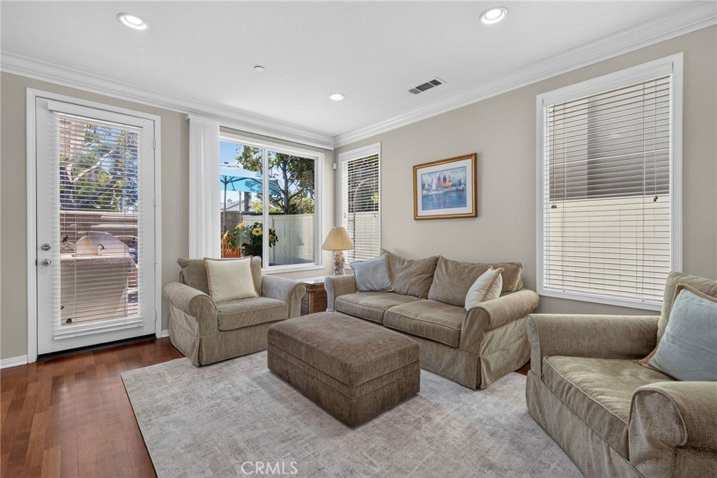 16836 Primrose Lane