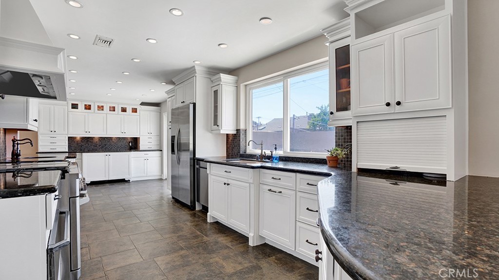 5062 Berkeley