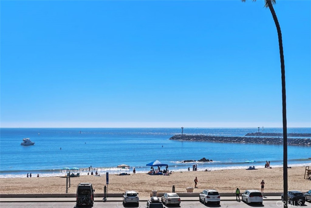 3130 Breakers