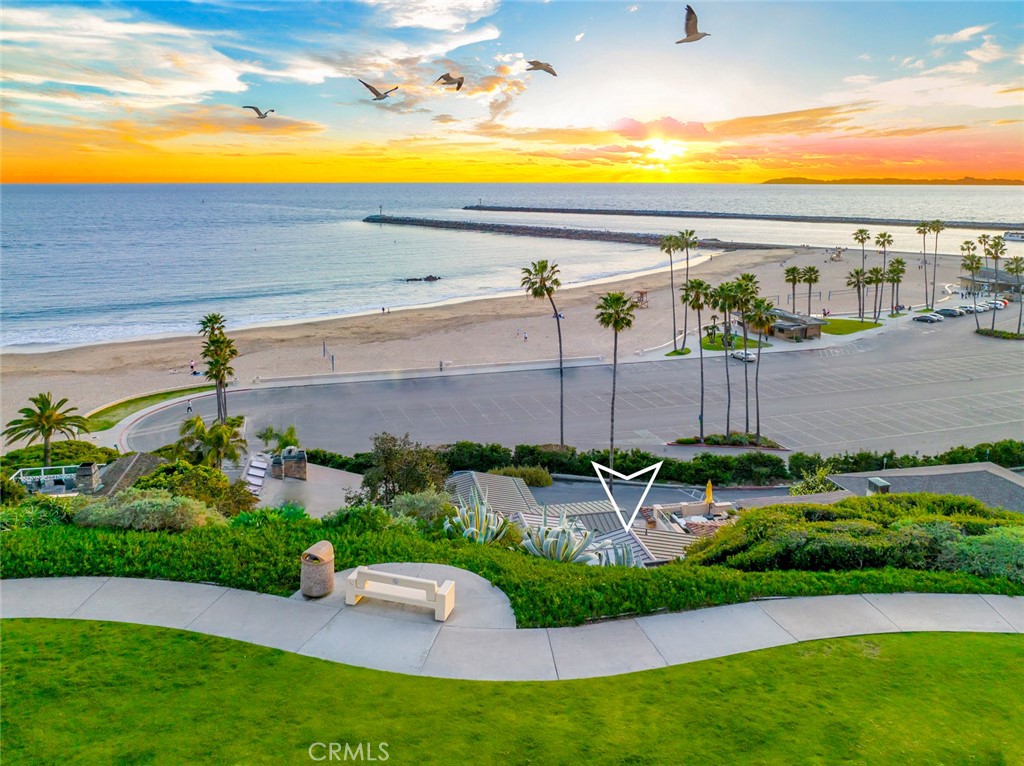 3130 Breakers