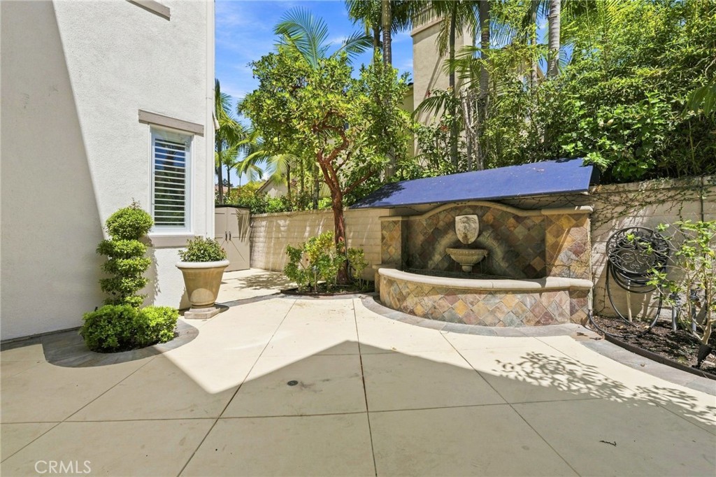 6416 Setting Sun Drive