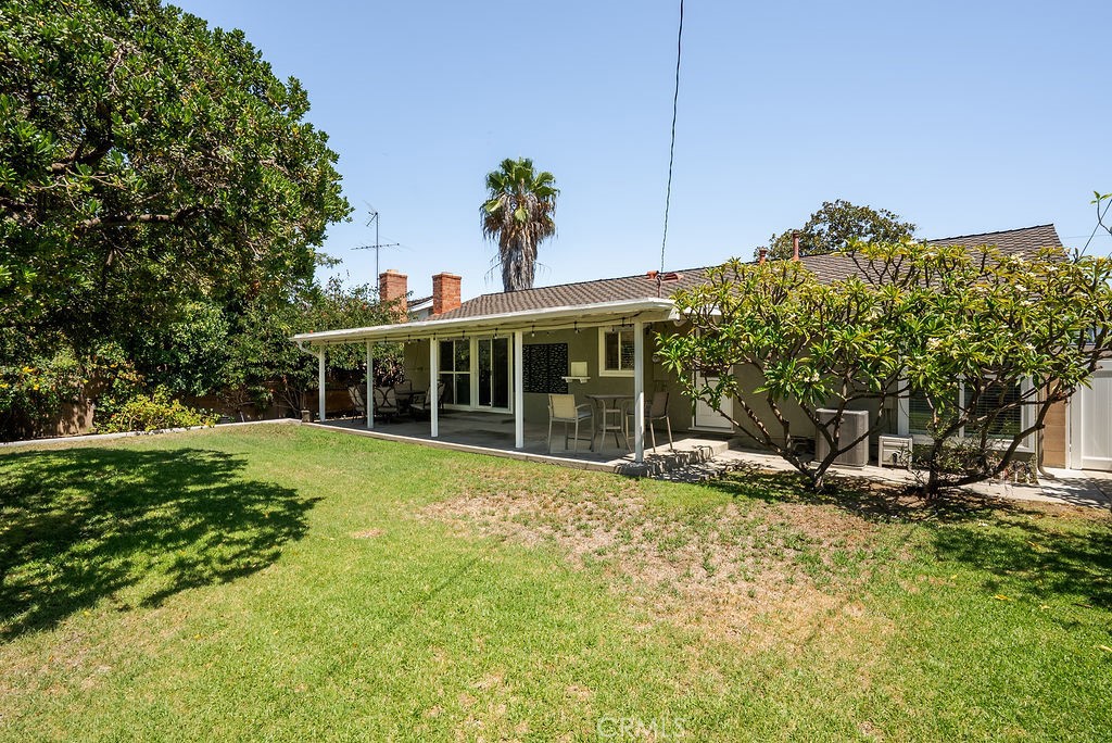 1849 S Janette