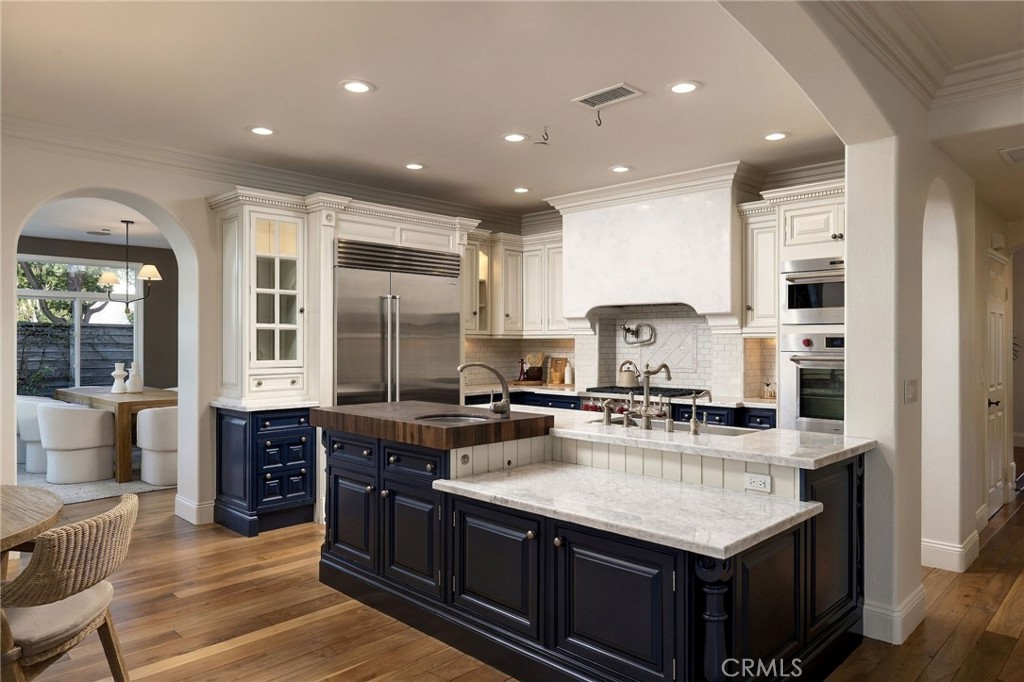 6621 Silverspur Lane