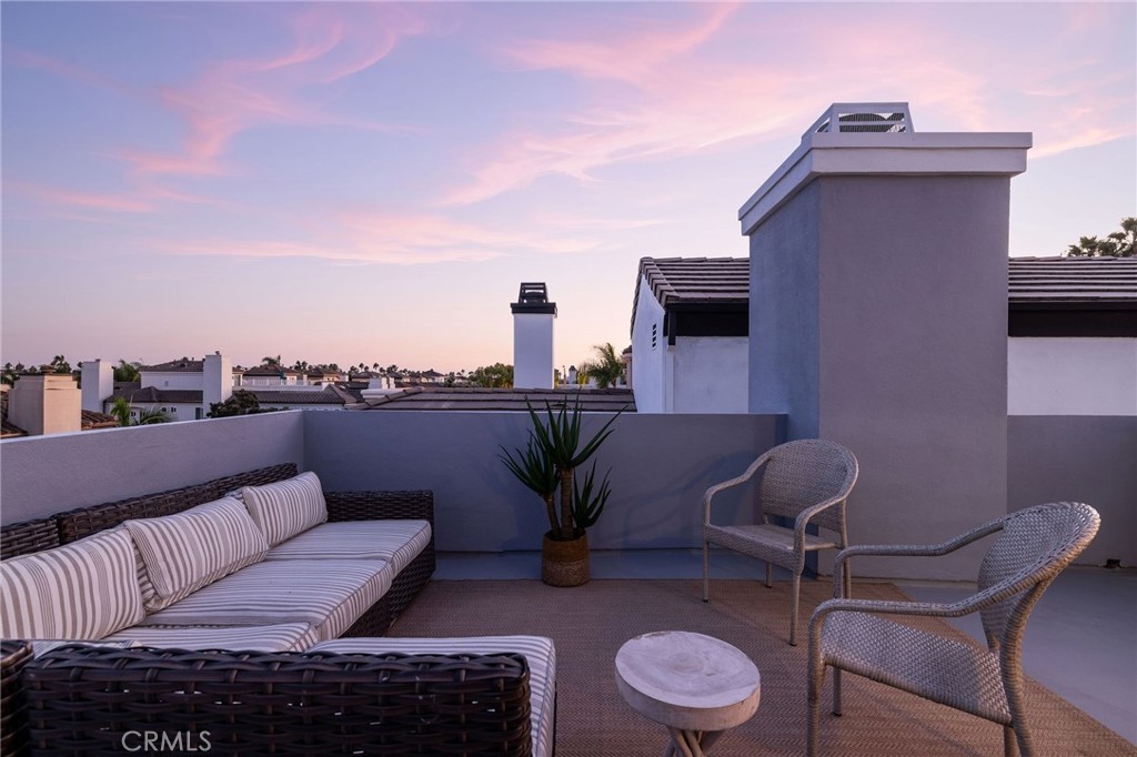 606 Goldenwest