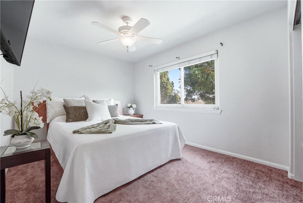 5872 Meadowbrook Drive