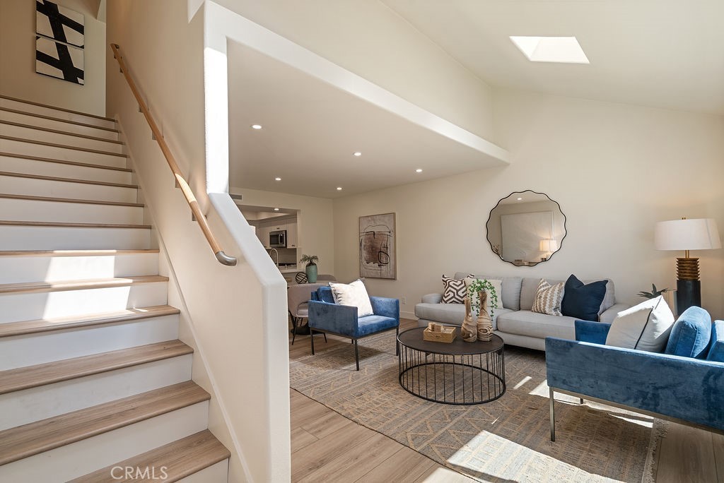 18644 Applewood