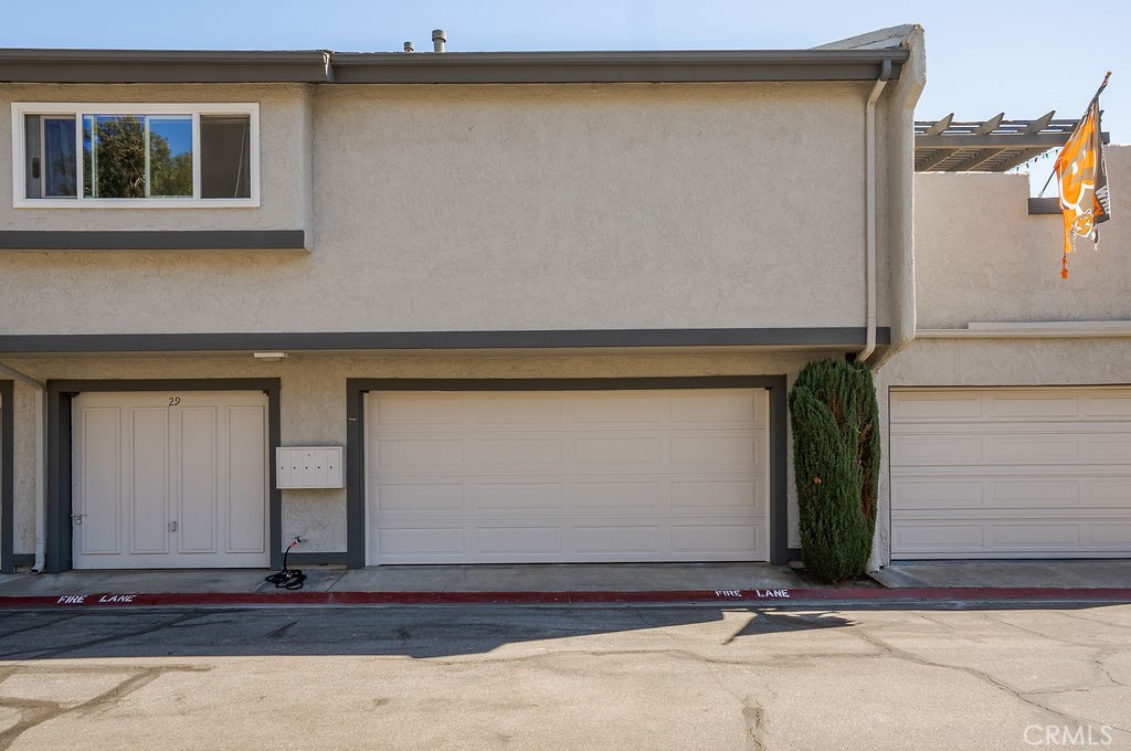 18644 Applewood