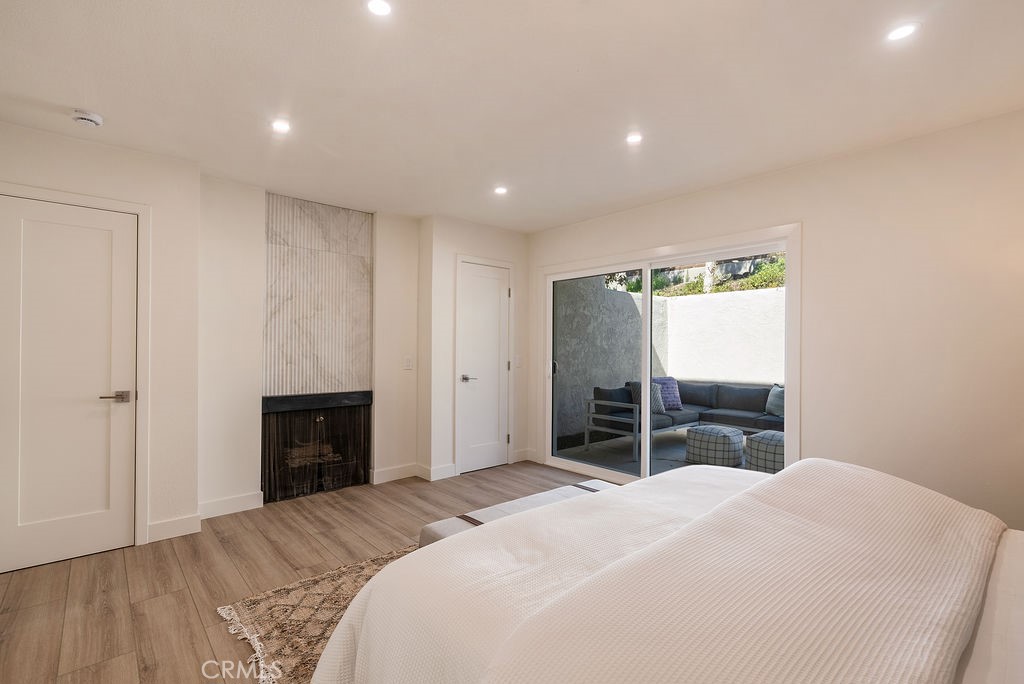 18644 Applewood