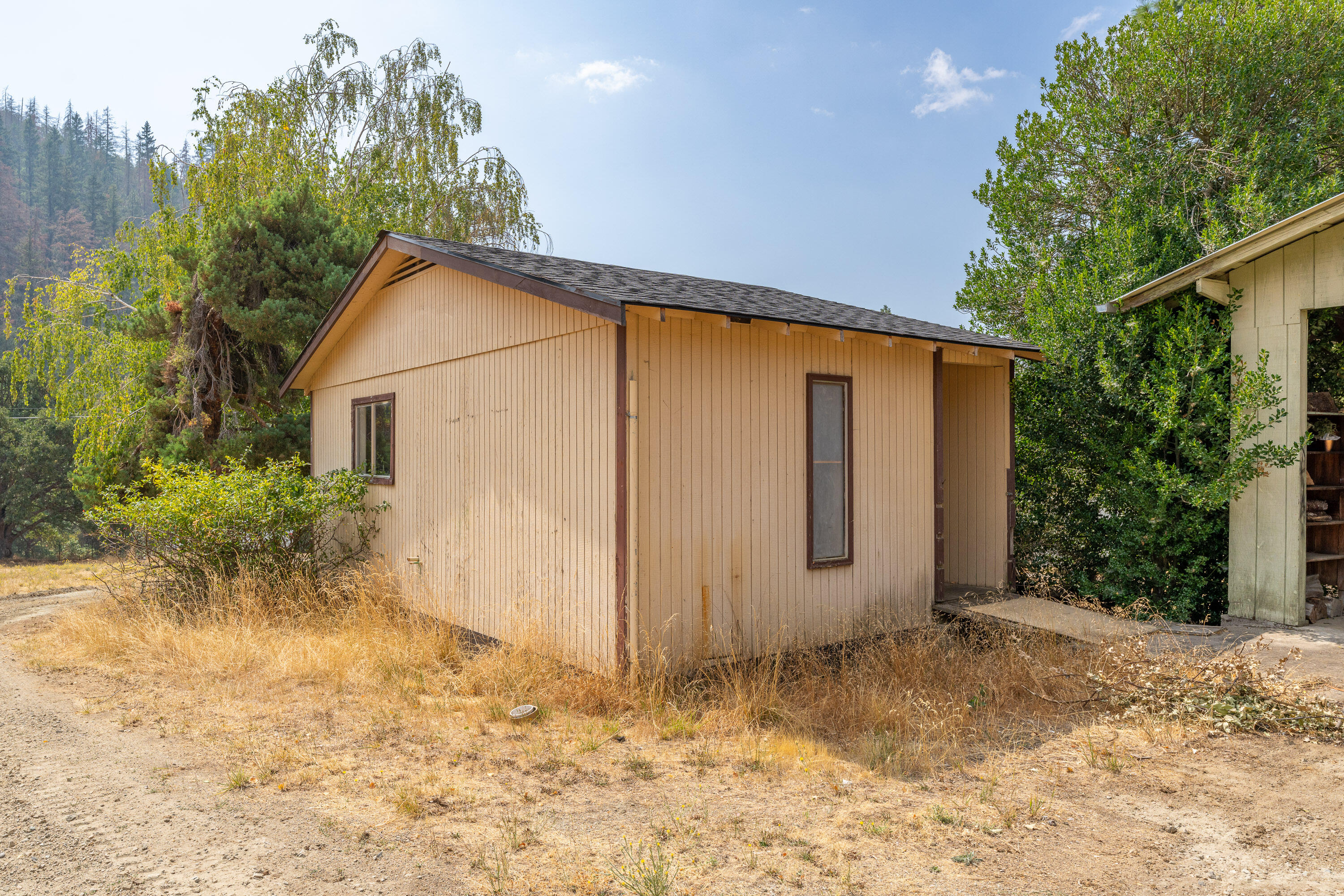 4716 Highway 238