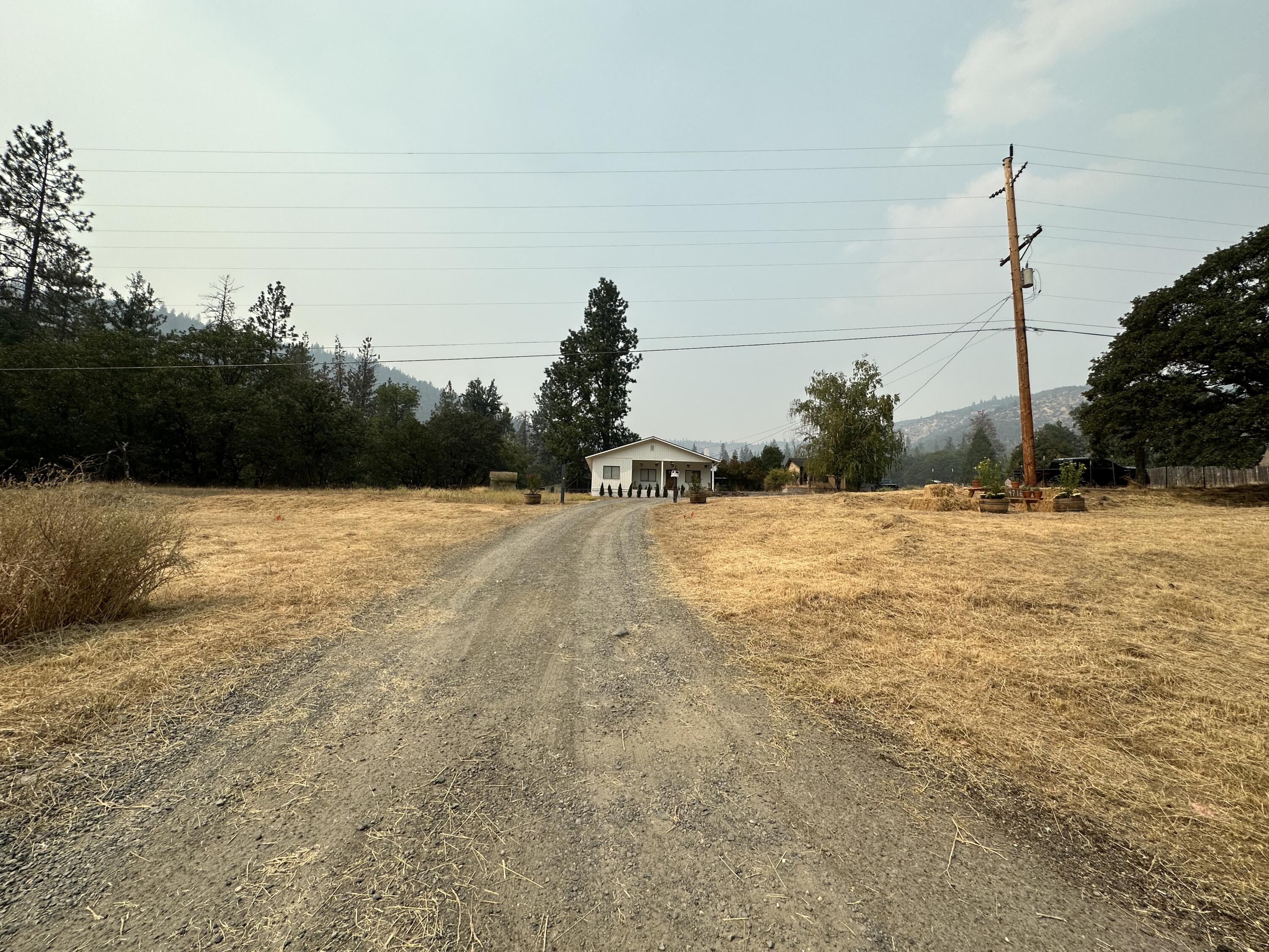 4716 Highway 238