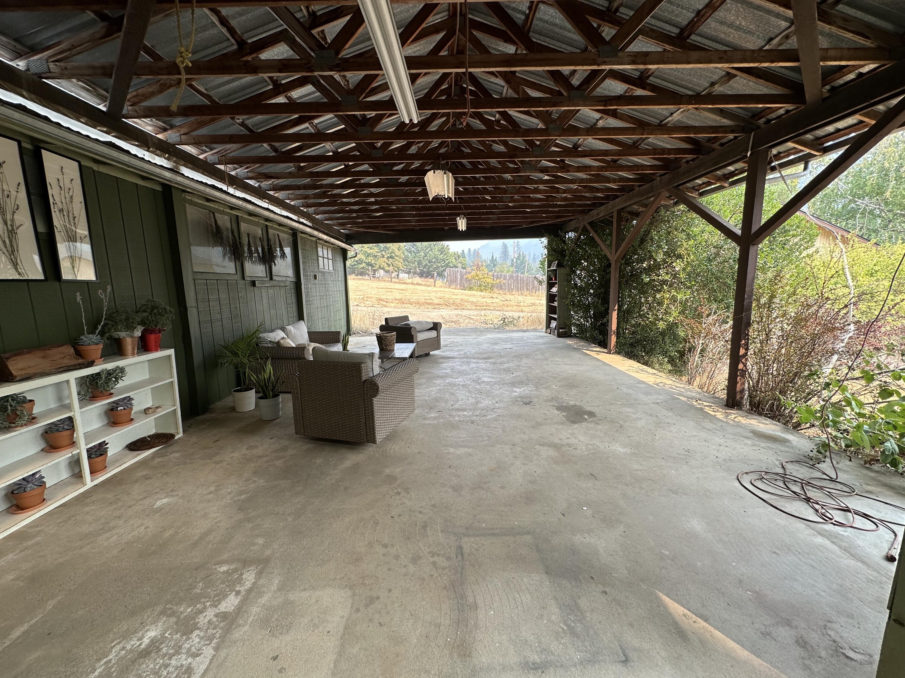 4716 Highway 238