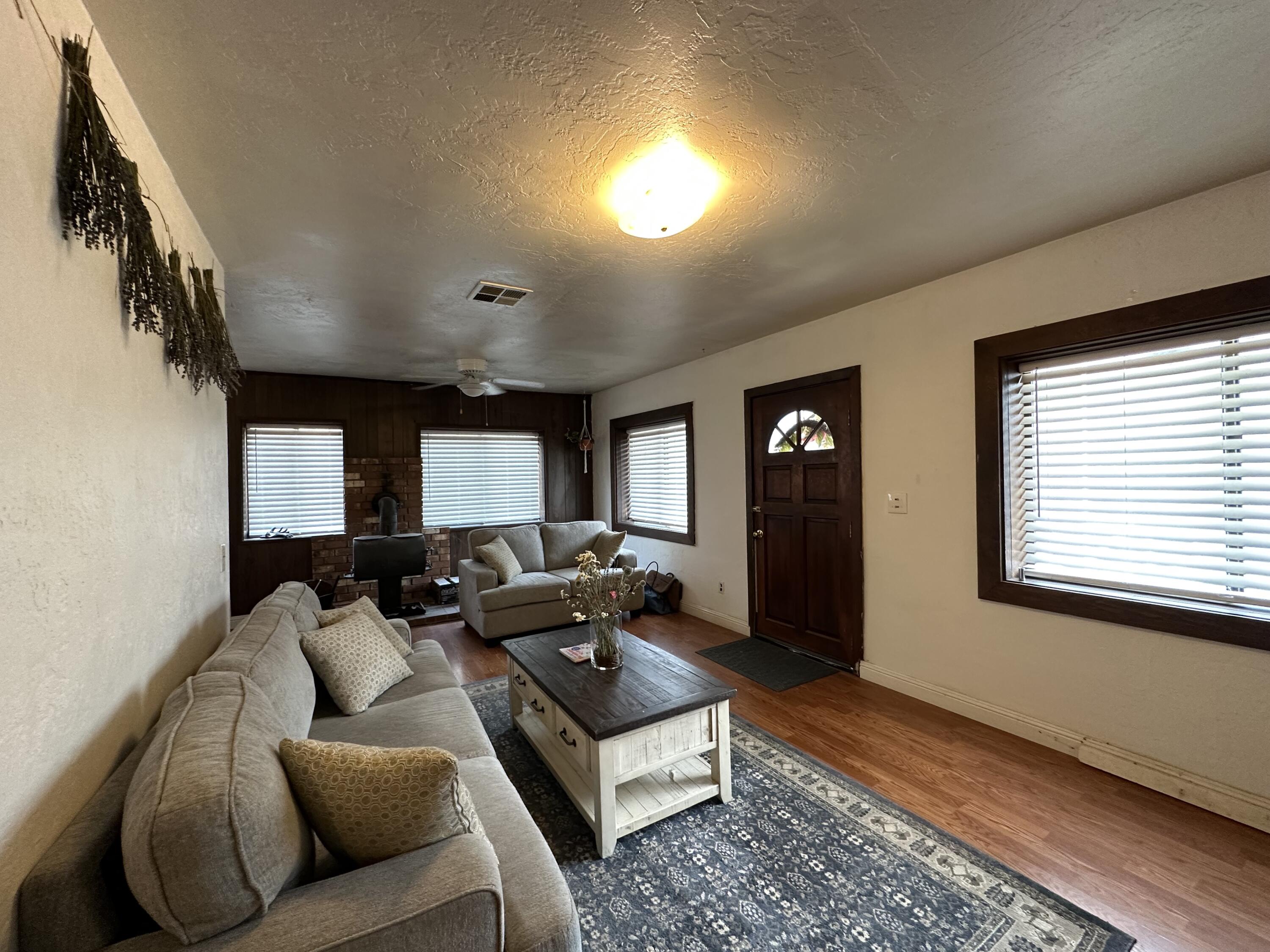 4716 Highway 238