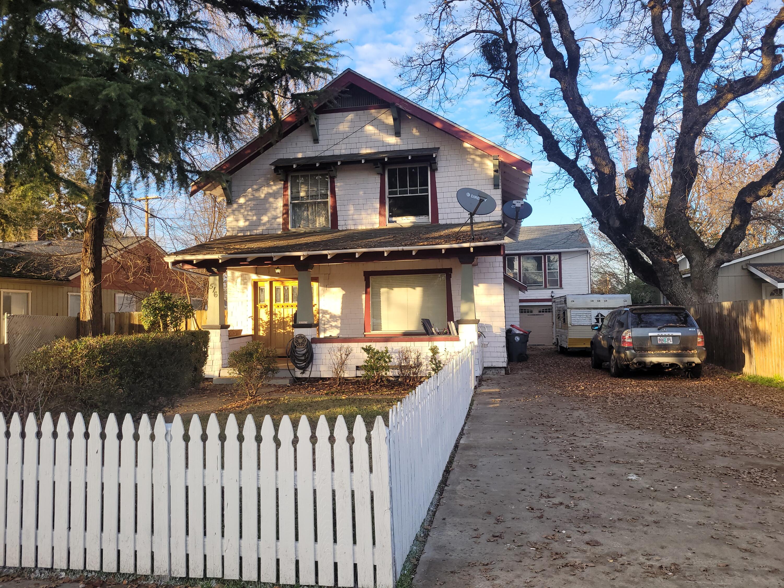 516 W Jackson Street