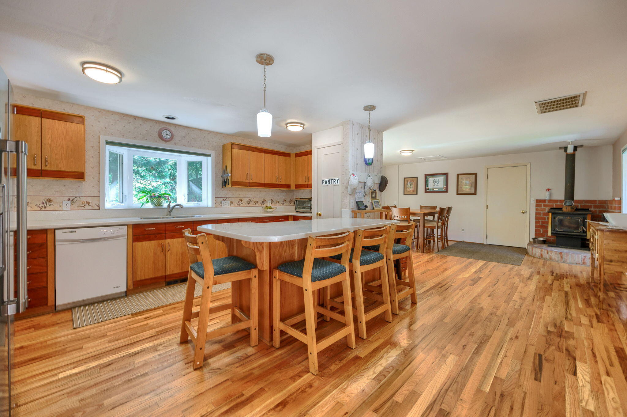310 Richard Way