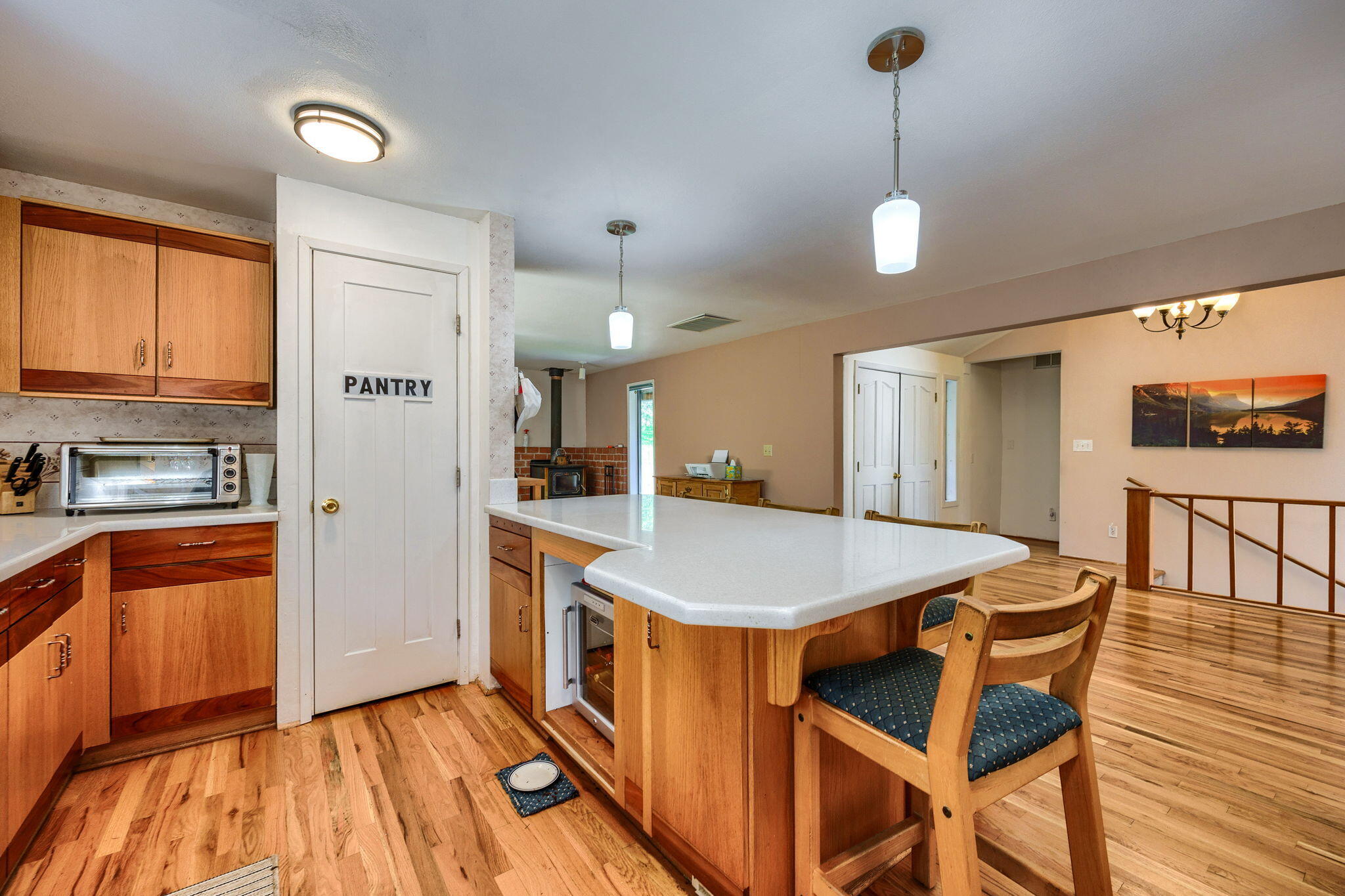310 Richard Way