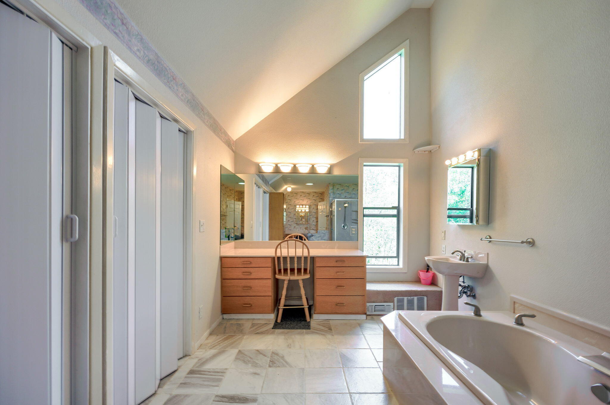 310 Richard Way