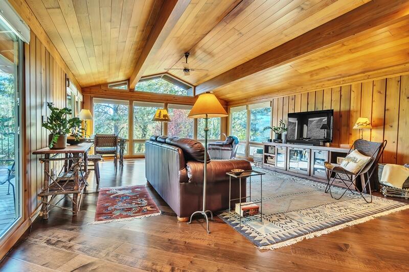 6385 W Evans Creek Road