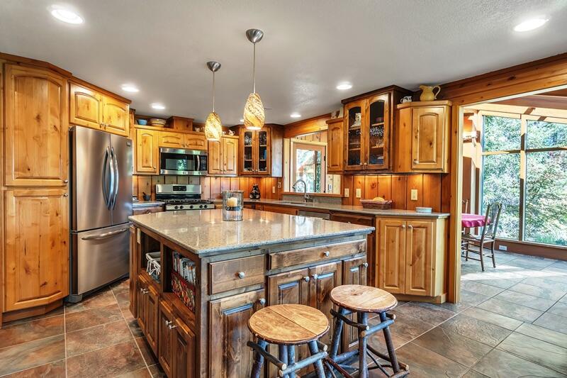 6385 W Evans Creek Road