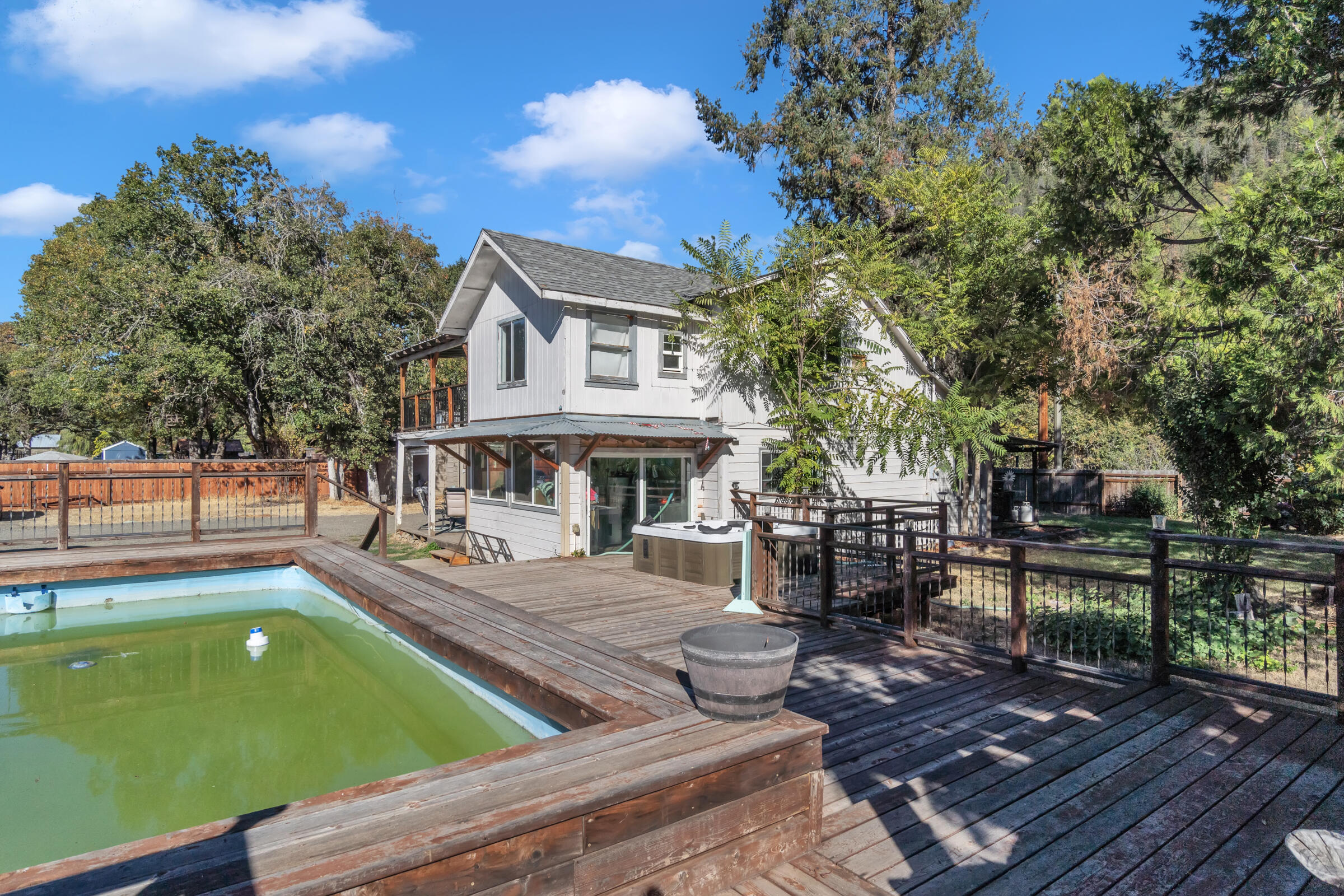 739 Elk Creek Road