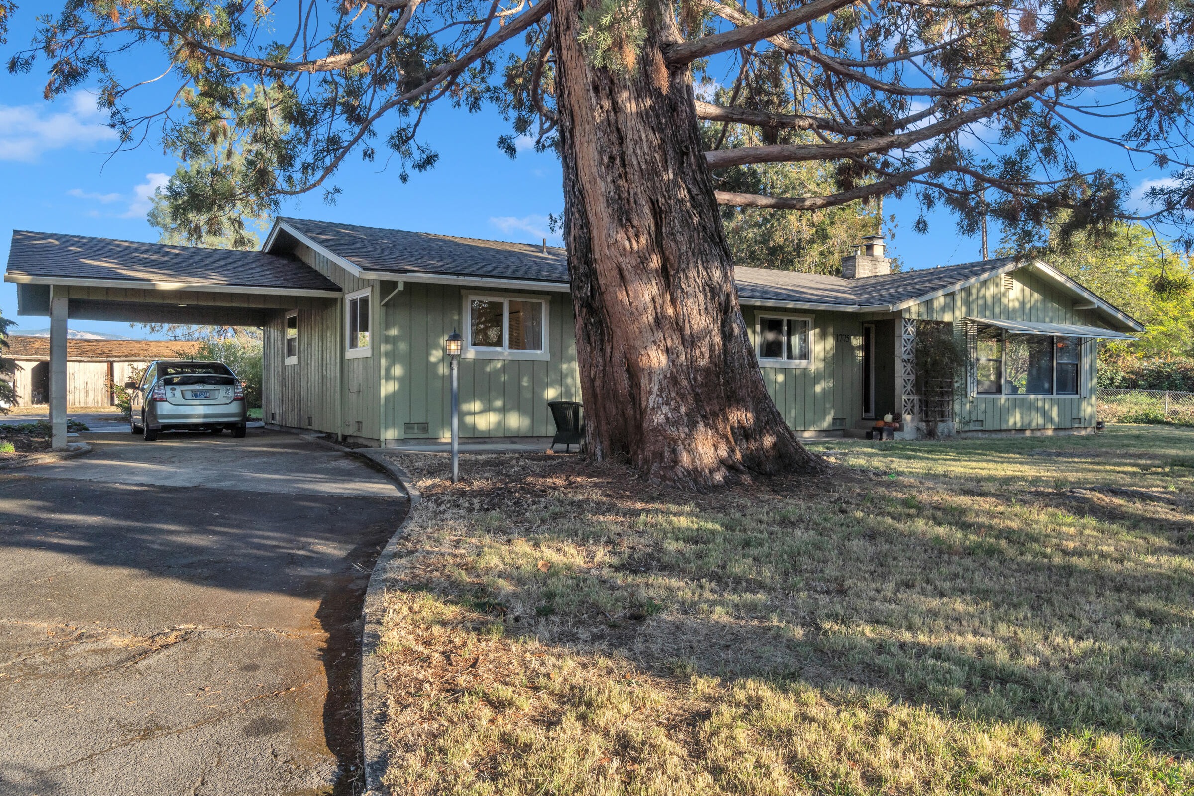 1775 Hull Road