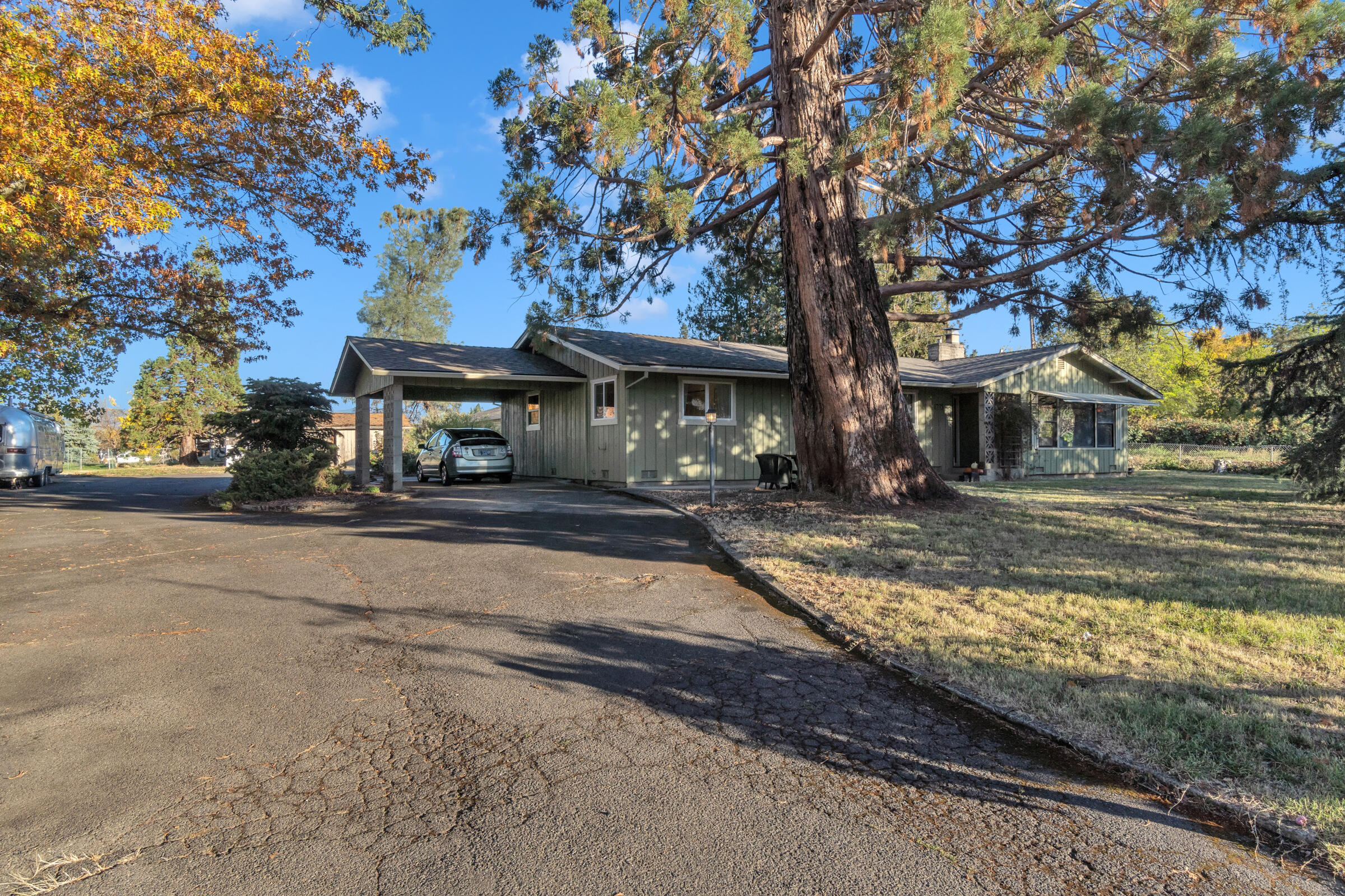 1775 Hull Road