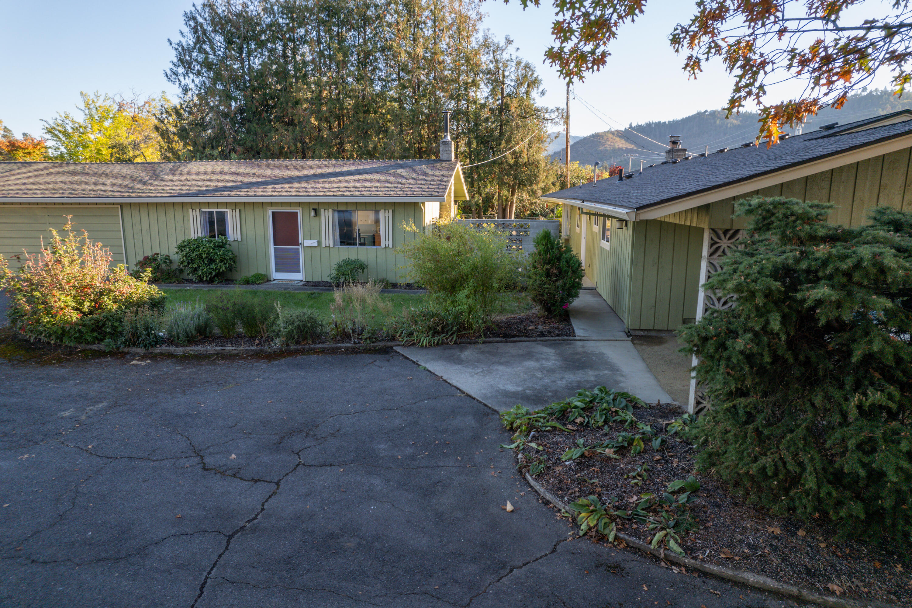1775 Hull Road