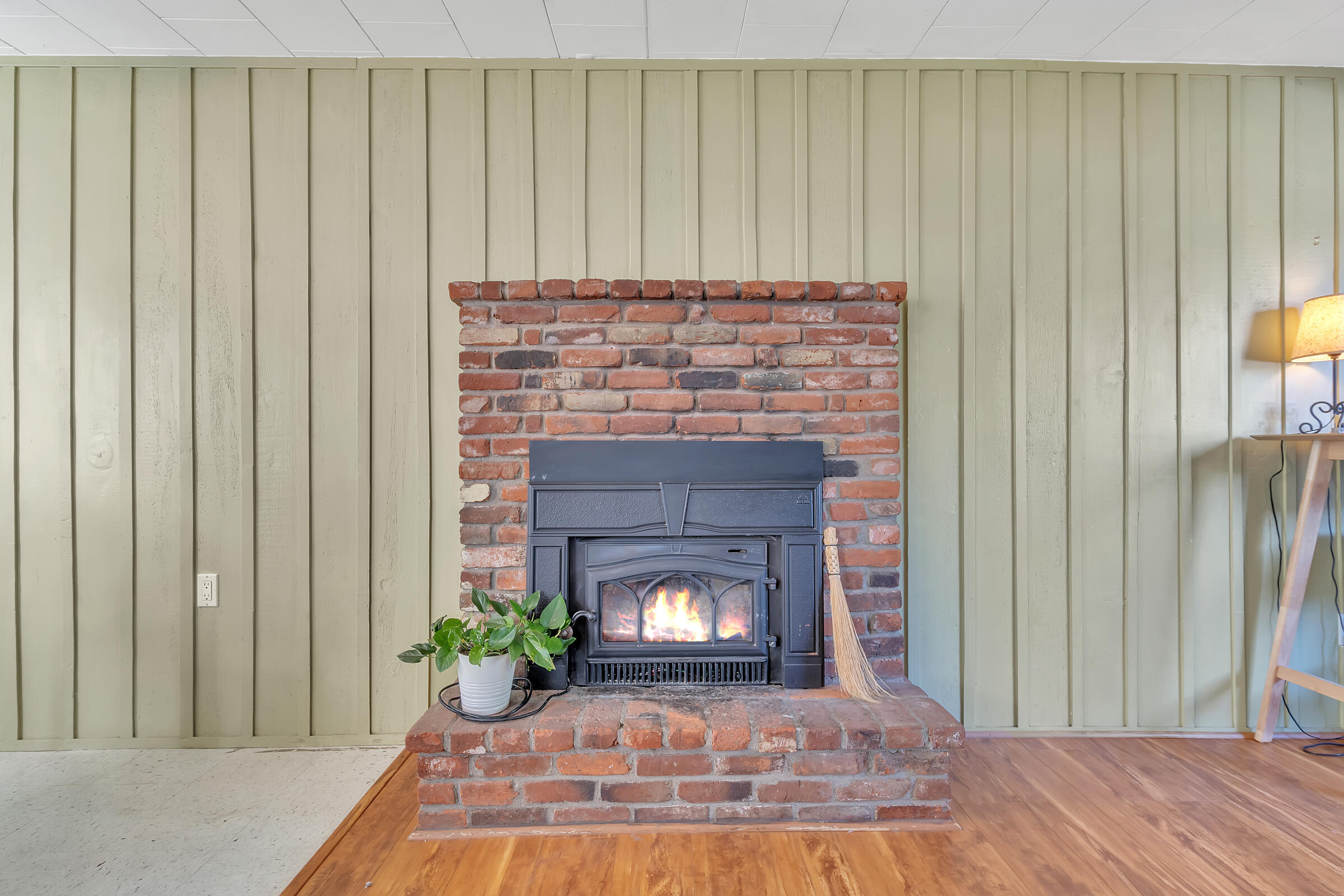 1775 Hull Road