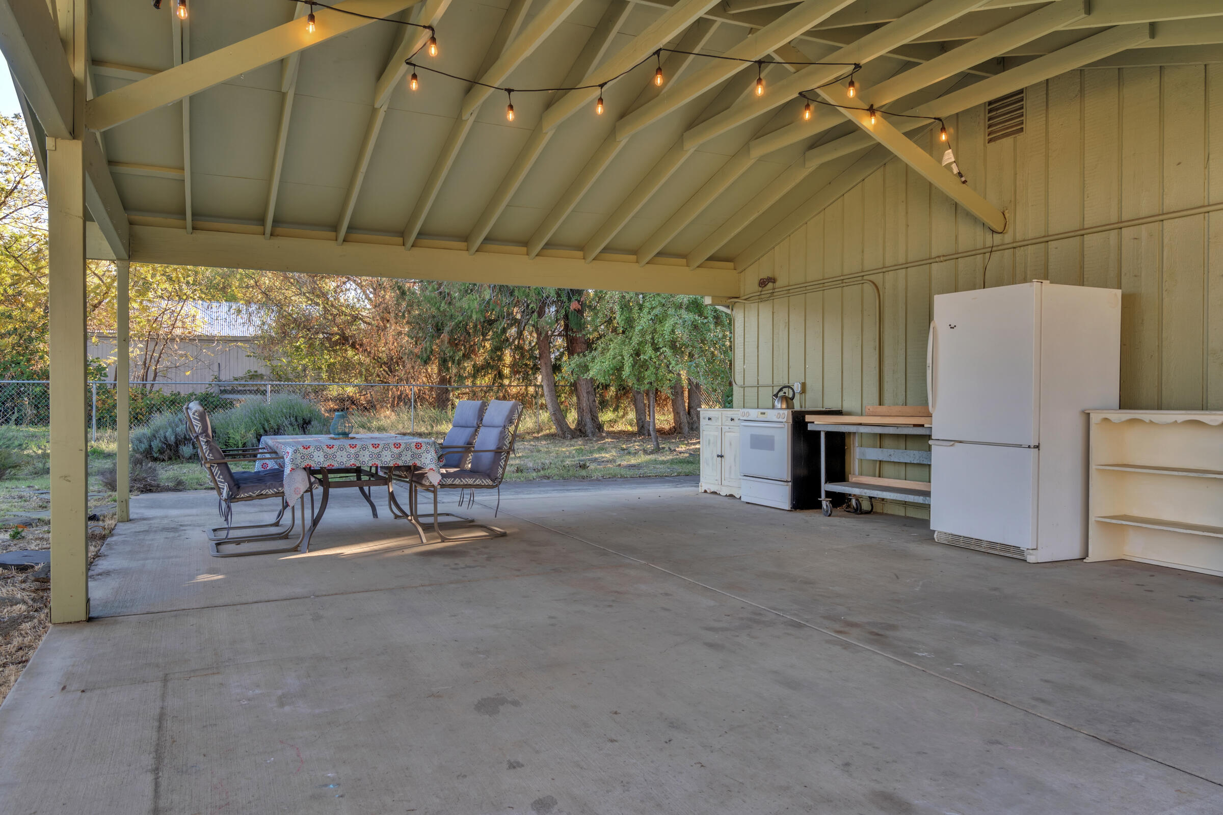 1775 Hull Road