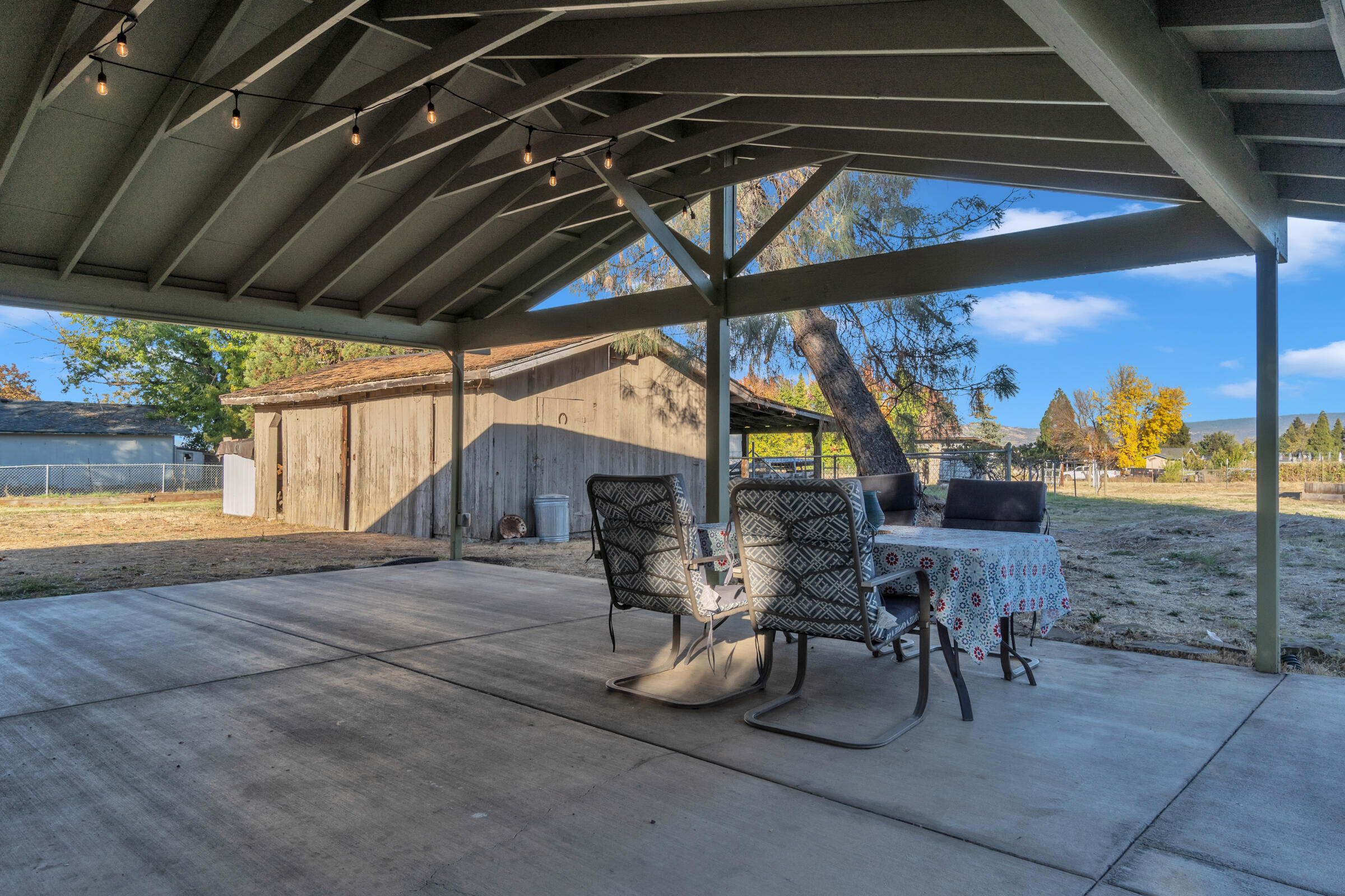 1775 Hull Road
